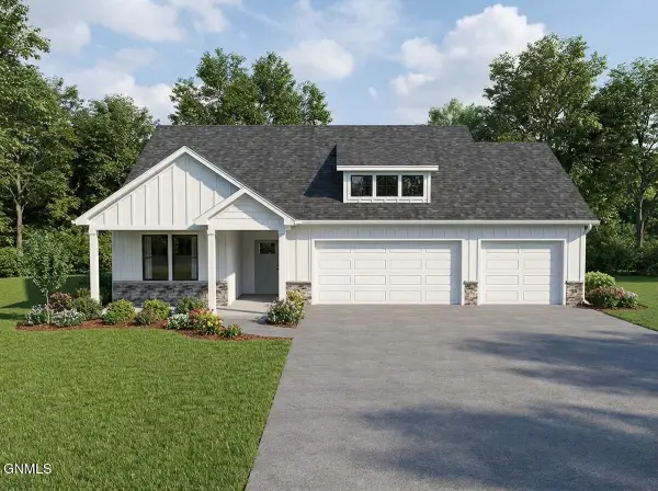 6306 Davies Drive, Bismarck, ND 58503