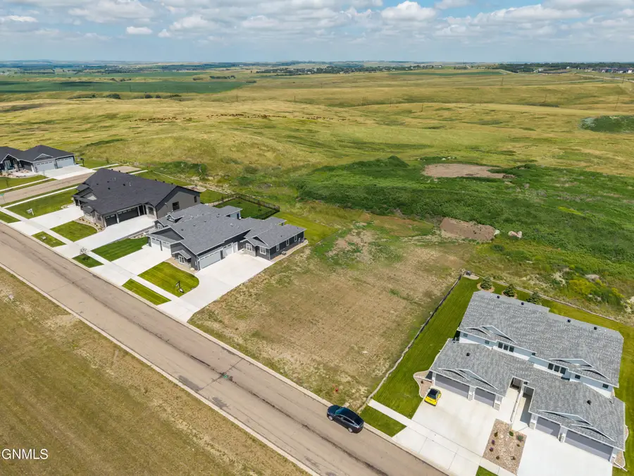 2016 Prairie Hawk Drive, Bismarck, ND 58503 - #3