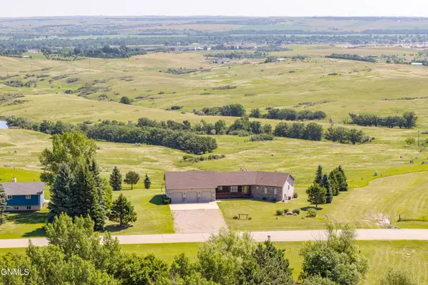 4400 Highland Road Nw, Mandan, ND 58554