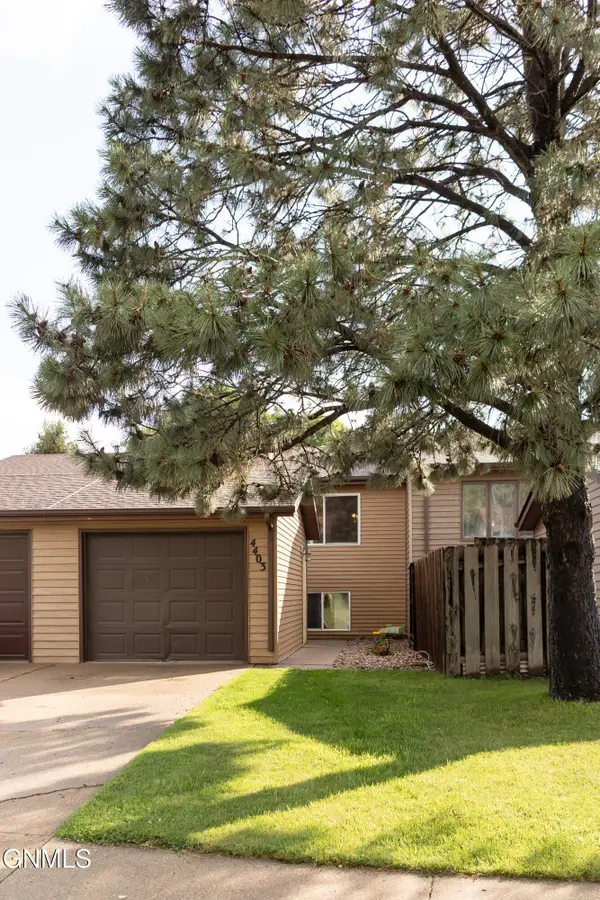 4403 Crown Point Road Nw, Mandan, ND 58554