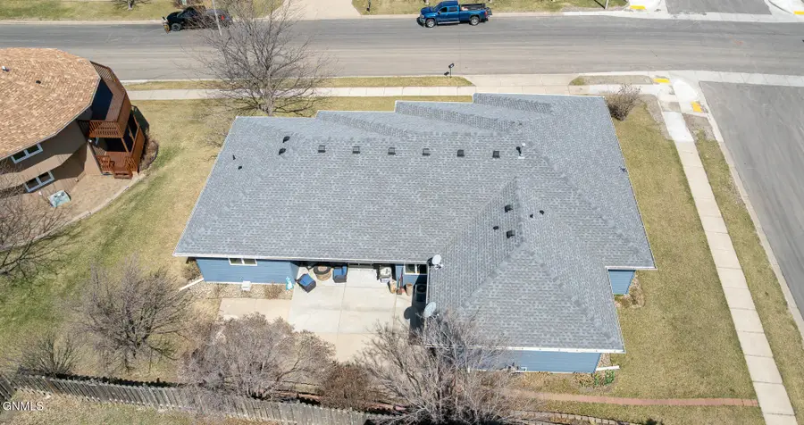 1003 Lohstreter Road, Mandan, ND 58554 - #2