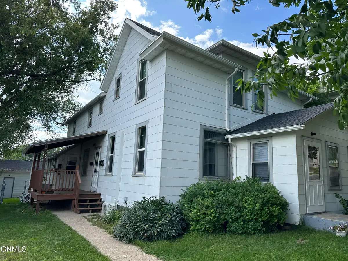 409 Collins Avenue, Mandan, ND 58554 - #1