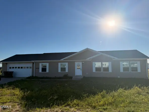 5475 Nicholas Avenue, Williston, ND 58801