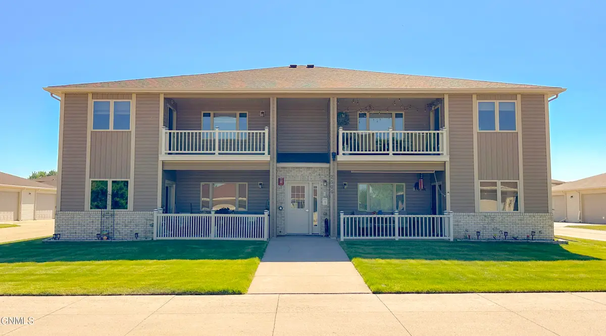 2504 Nash Lane Se #3, Mandan, ND 58554 - #1