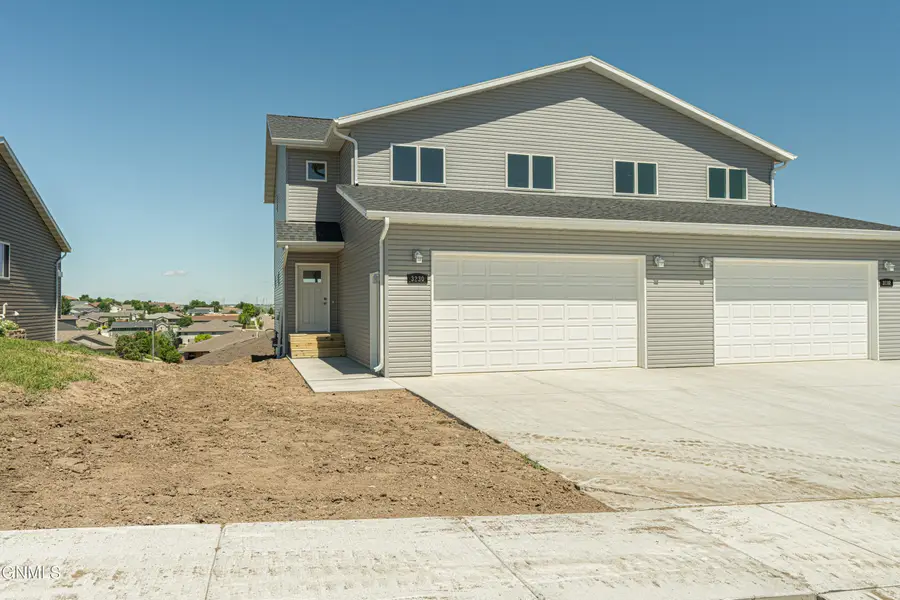 4514 Blackstone Lane, Mandan, ND 58554 - #2