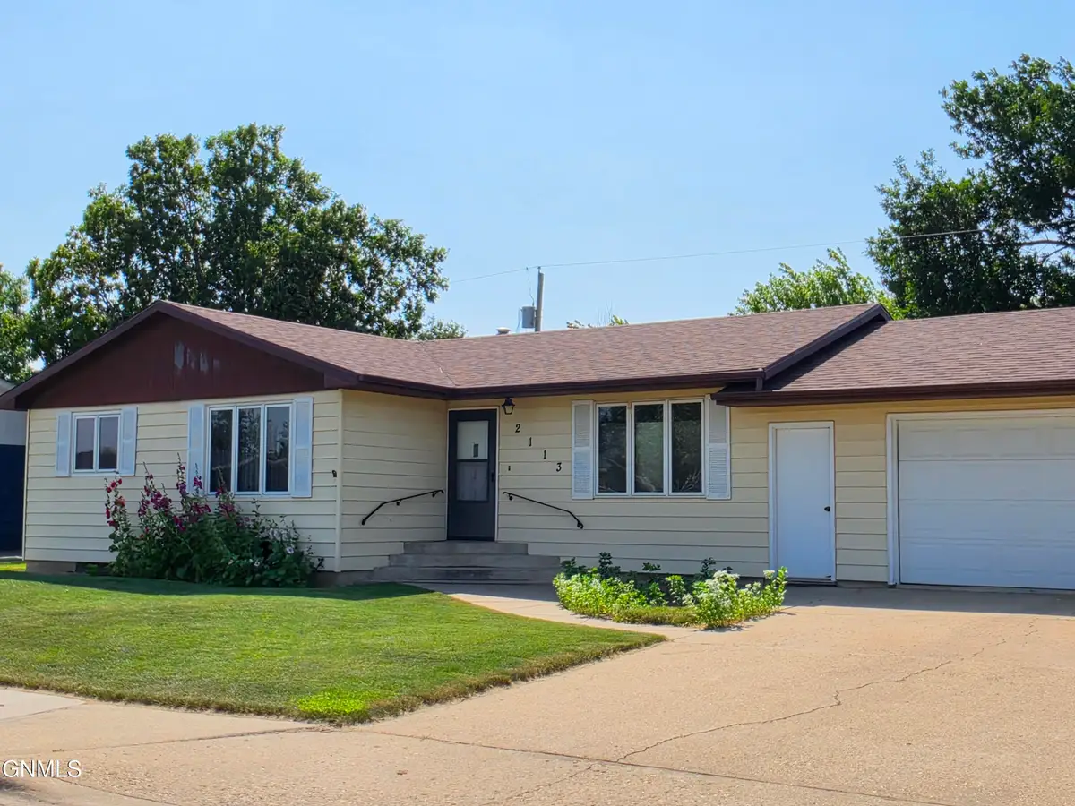 2113 7th Avenue E, Williston, ND 58801 - #1