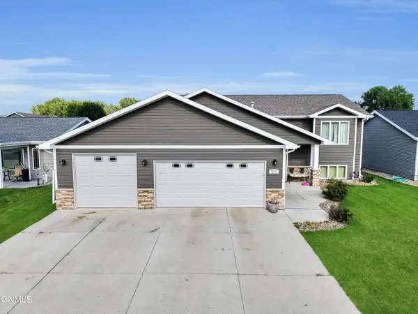 105 Marietta Drive, Bismarck, ND 58504