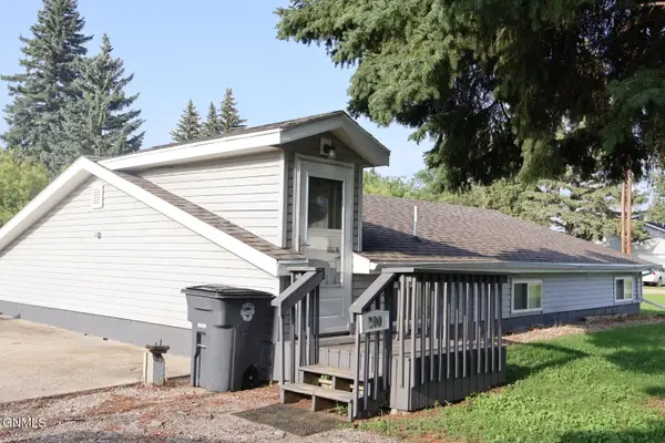200 2nd Avenue W, Lignite, ND 58752