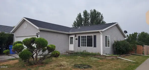 1848 56th Avenue S, Fargo, ND 58104