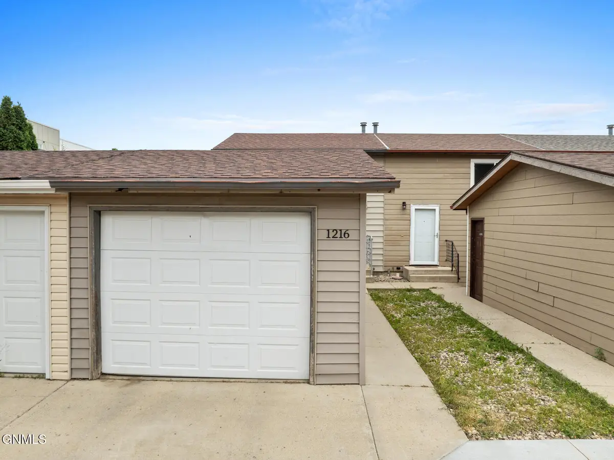 1216 Ridge Court, Williston, ND 58801 - #1