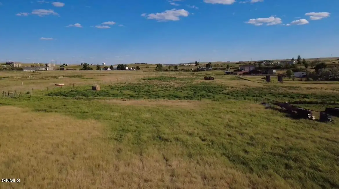 12666 Misty Creek Road, Watford City, ND 58854 - #1