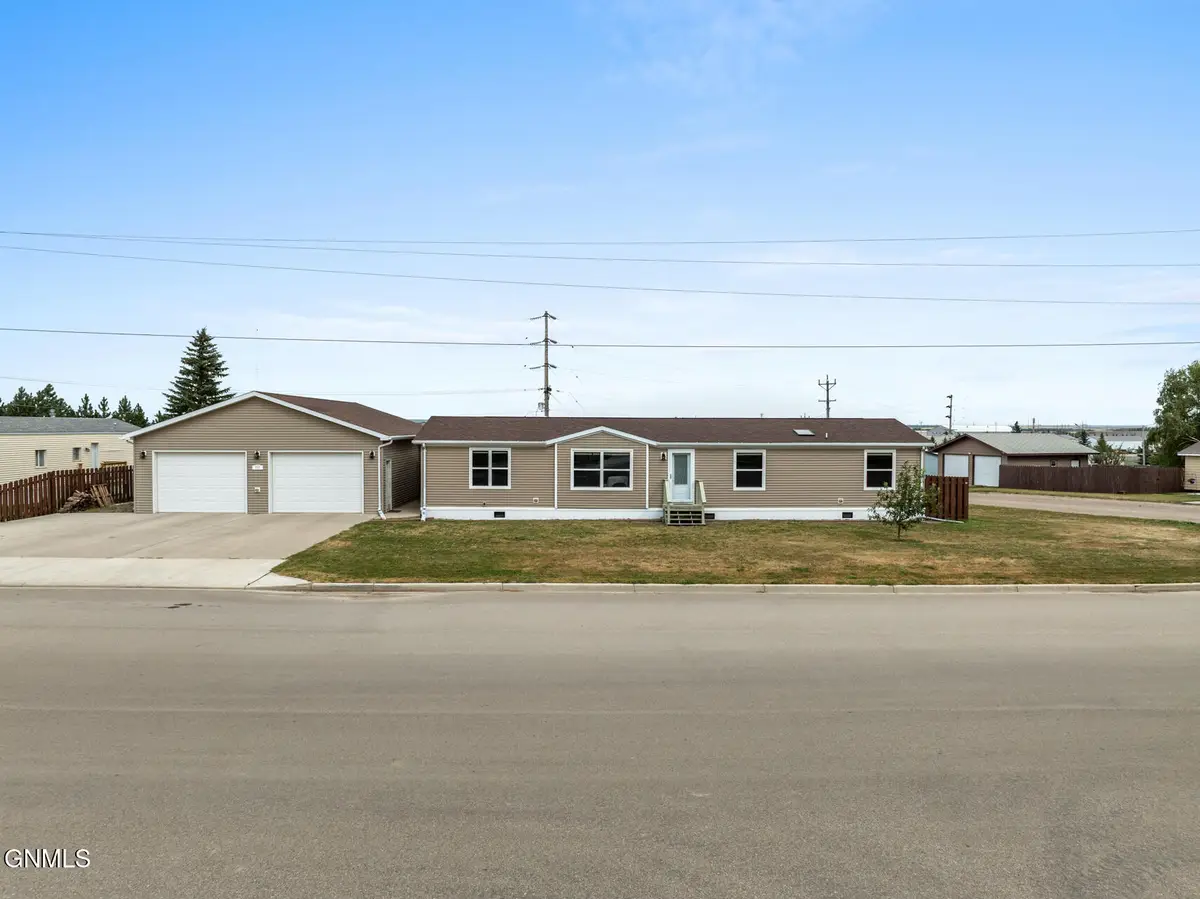 337 S Main Street, Tioga, ND 58852 - #1