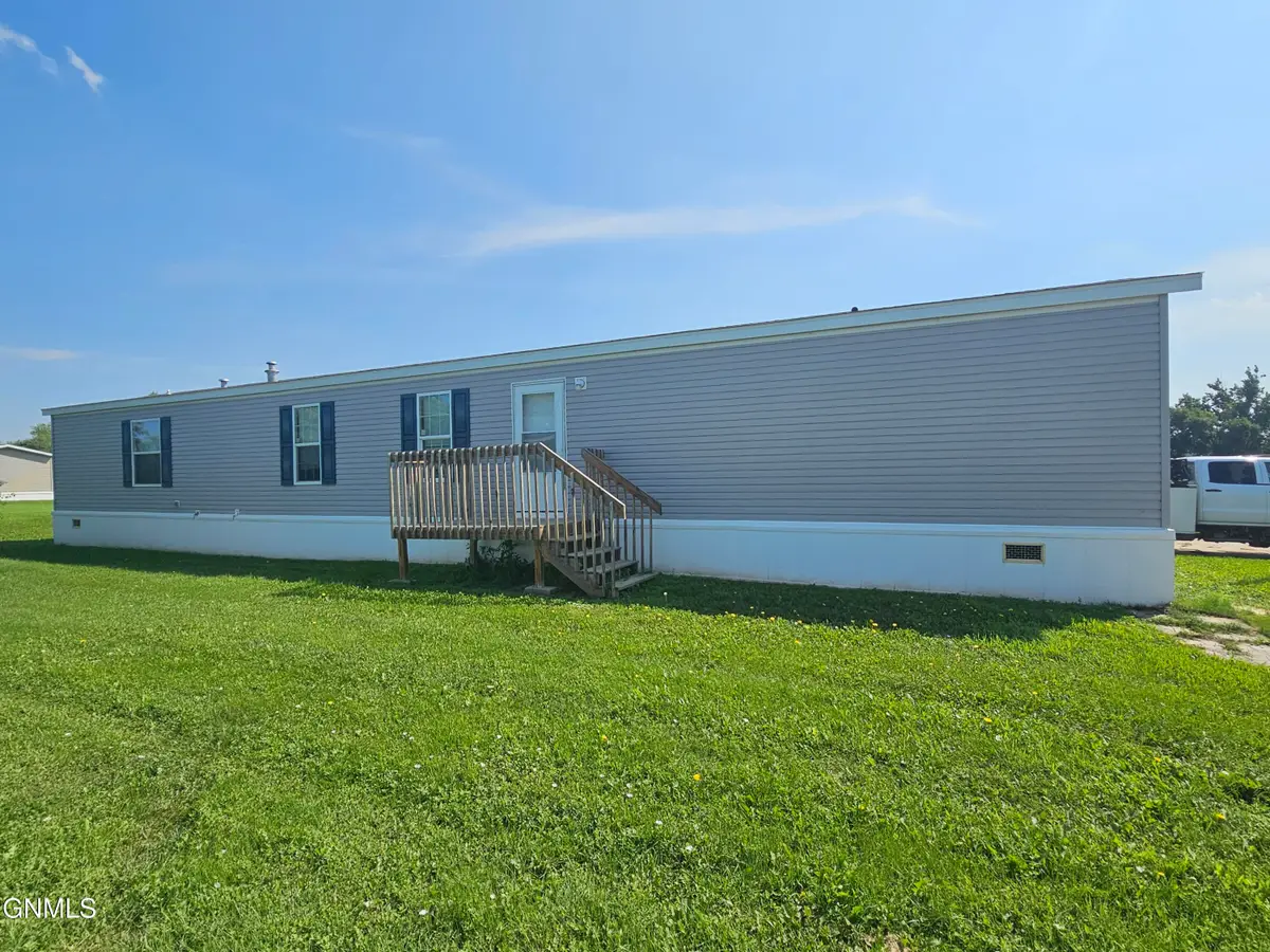 714 27th Street W, Williston, ND 58801 - #1