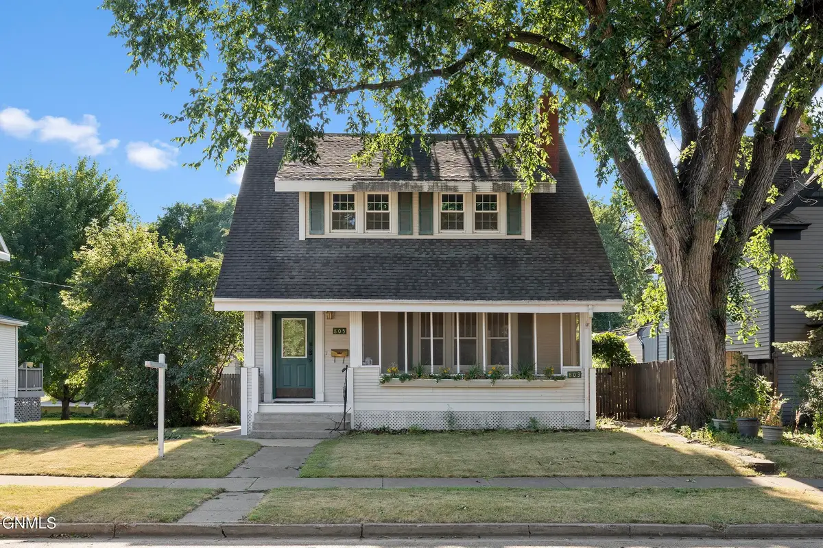 805 5th Street, Bismarck, ND 58501 - #1