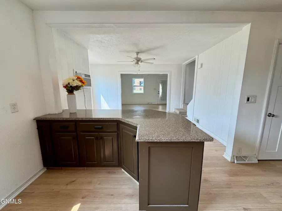 207 Madison Avenue Nw, Bowbells, ND 58721 - #3