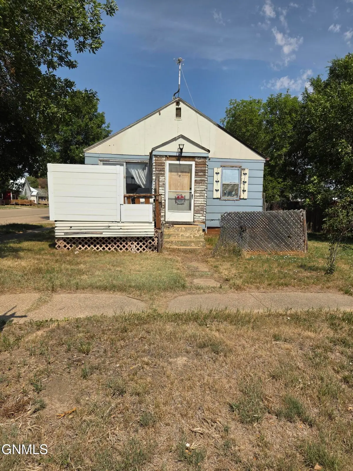 904 Washington Avenue, Hebron, ND 58638 - #1