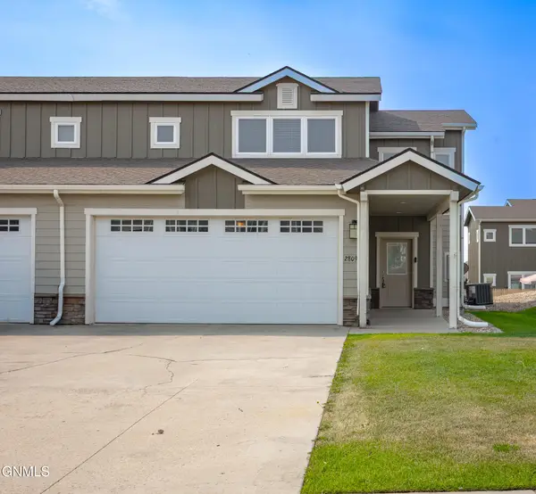 2809 28th Street W, Williston, ND 58801