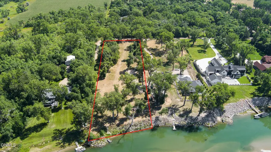 6514 Island Drive, Bismarck, ND 58504 - #3