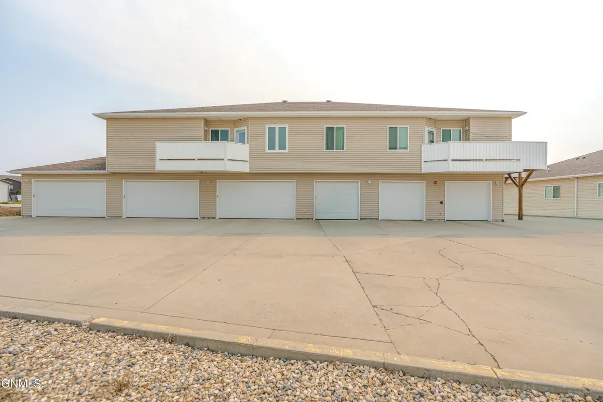 706 Lasalle Drive E #5, Bismarck, ND 58503 - #1