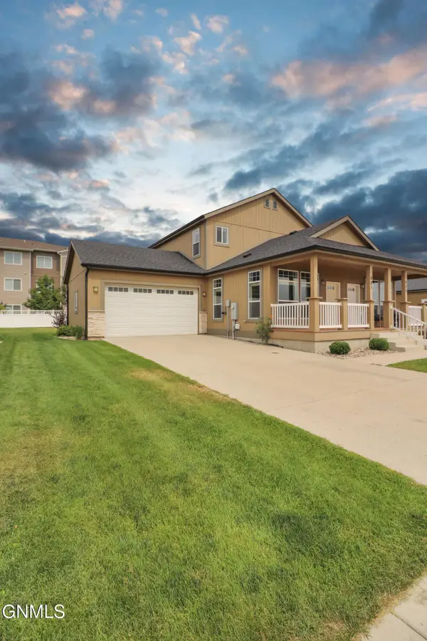 801 40th Street E, Williston, ND 58801