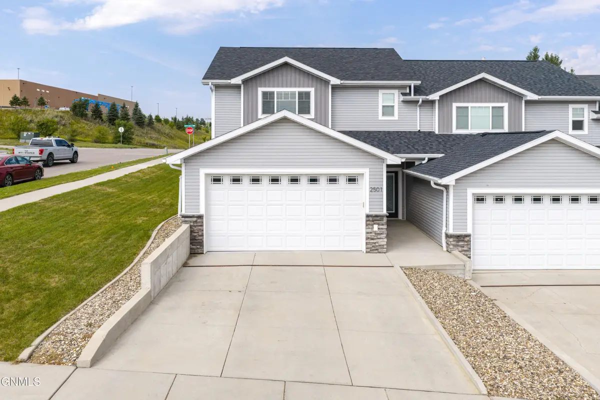 2501 7th Avenue Nw, Mandan, ND 58554 - #1