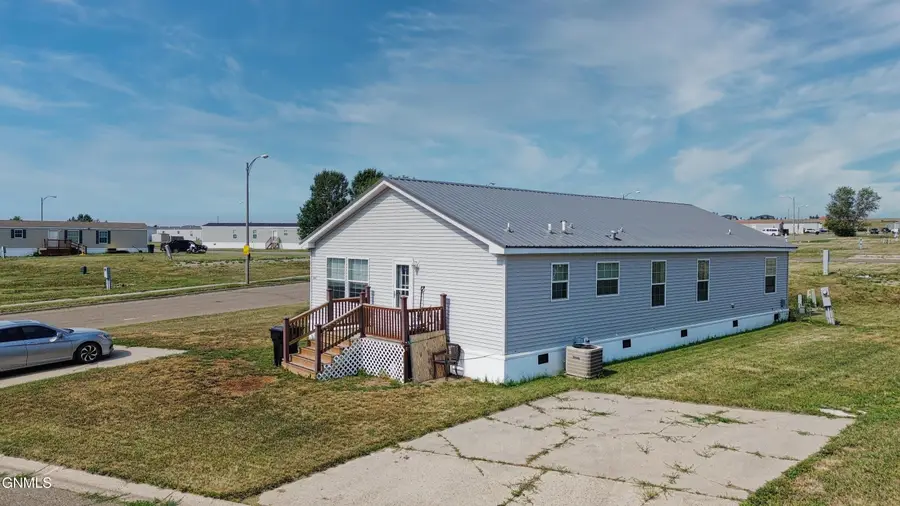 3801 21st Avenue W, Williston, ND 58801 - #3
