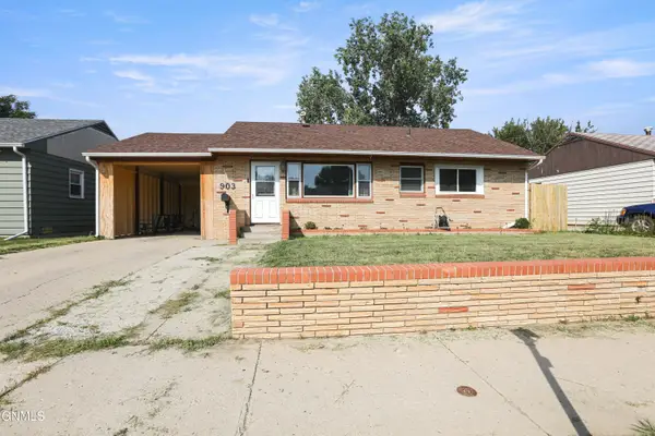 903 13th Avenue W, Williston, ND 58801