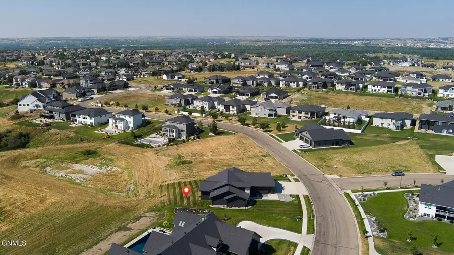 3707 Cogburn Road, Bismarck, ND 58503 - #3
