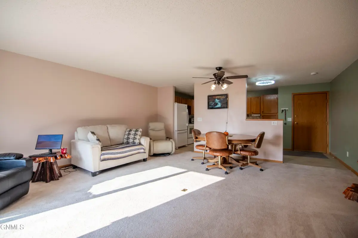 539 Brandon Place #301, Bismarck, ND 58503 - #1