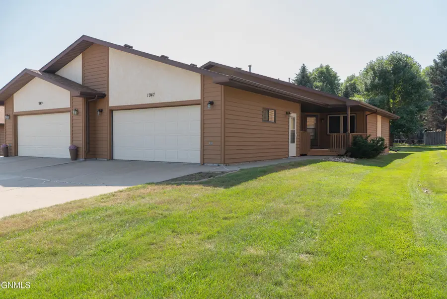 1947 Capitol Avenue, Bismarck, ND 58501 - #2