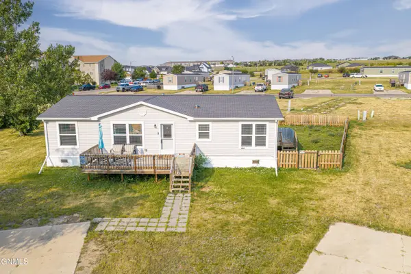 2223 33rd Terrace, Williston, ND 58801