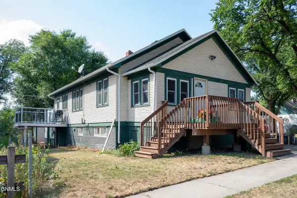 522 11th Street, Bismarck, ND 58501
