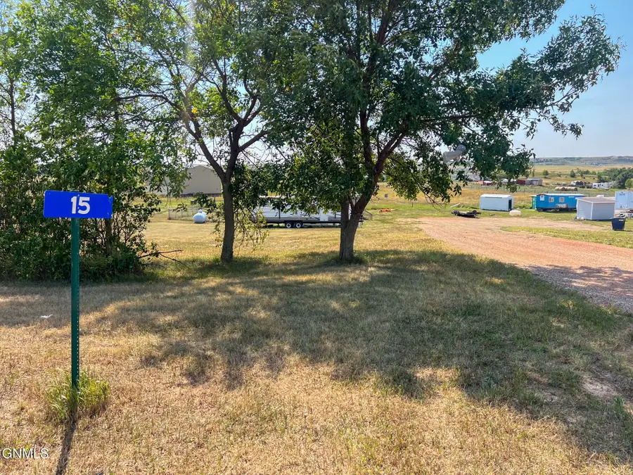 15 Sunrise Estates Road, Watford City, ND 58854 - #2