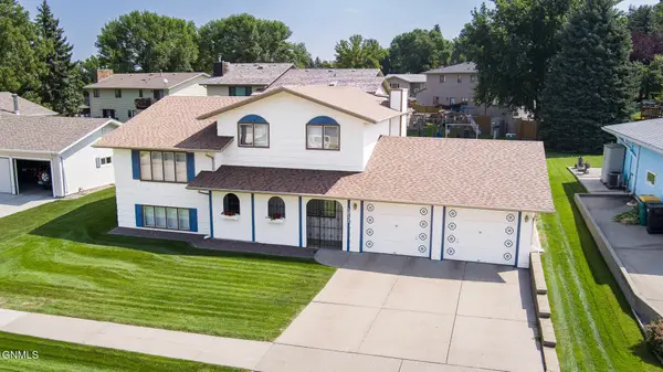 1517 23rd Street, Bismarck, ND 58501
