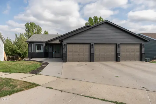 910 20th Street Se, Mandan, ND 58554
