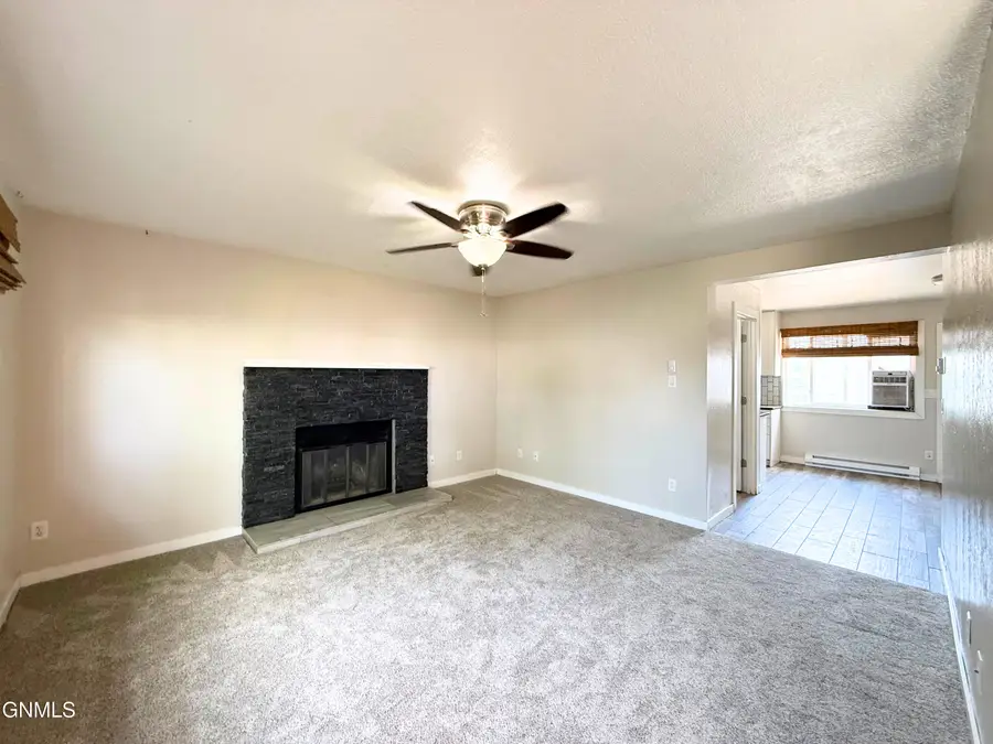 2801 Pheasant Run Parkway, Williston, ND 58801 - #2