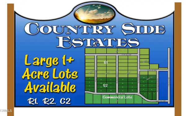 1904 11th Street Sw, Jamestown, ND 58401