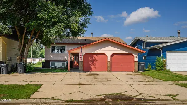 709 3rd Avenue Se, Mandan, ND 58554