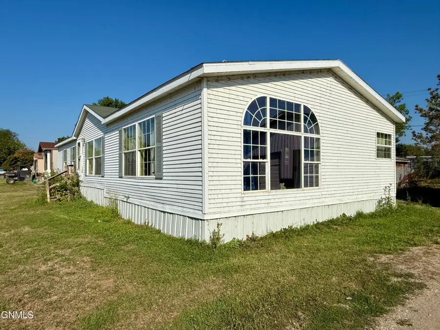 1226 9th Street Sw, Valley City, ND 58072 - #2