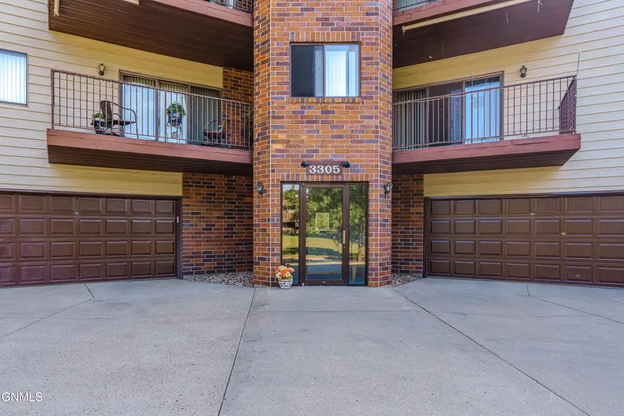 3305 Montreal Street #204, Bismarck, ND 58503 - #3