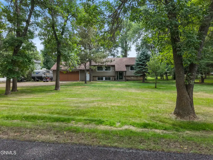 5903 Magnolia Drive, Bismarck, ND 58503 - #3