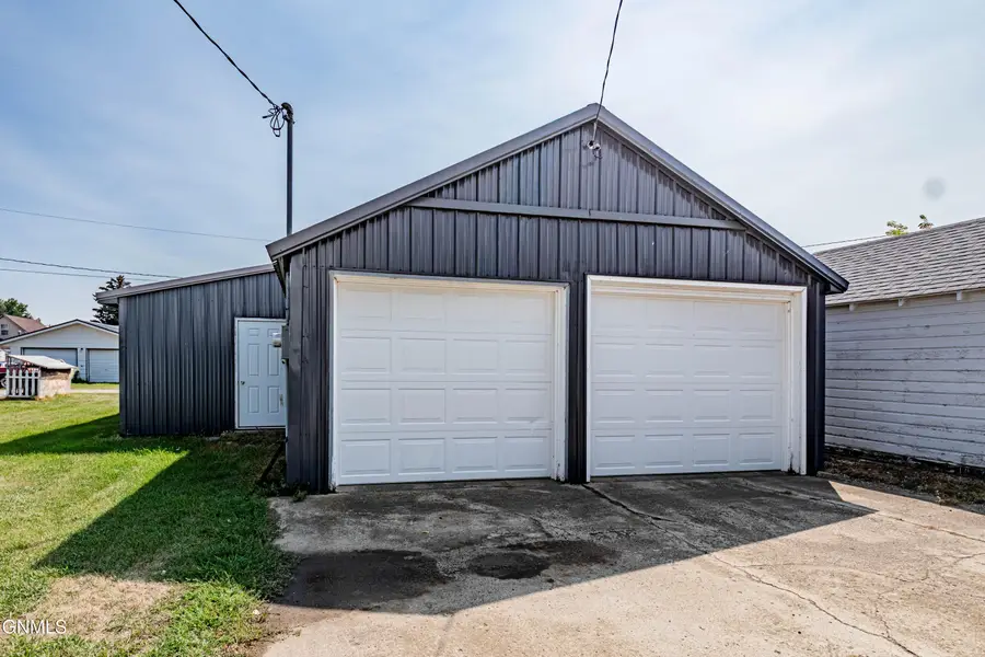 509 Desmet Avenue, Harvey, ND 58341 - #3