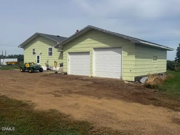 6725 76th Avenue Sw, New Leipzig, ND 58562