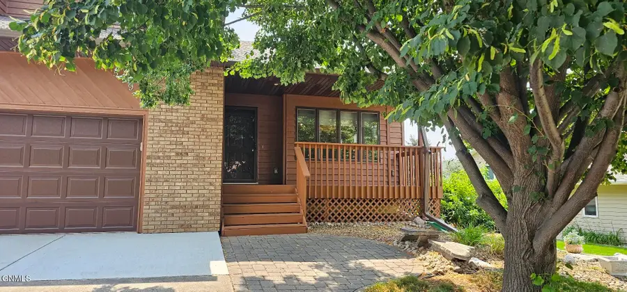519 Buckskin Avenue, Bismarck, ND 58503 - #2