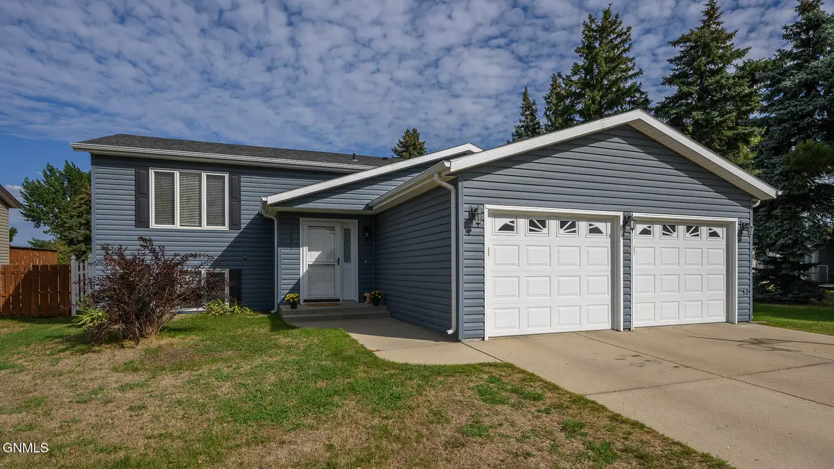 4020 Arlington Drive S, Bismarck, ND 58503 - #1
