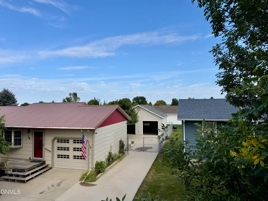 28 Santee Road, Lincoln, ND 58504 - #3