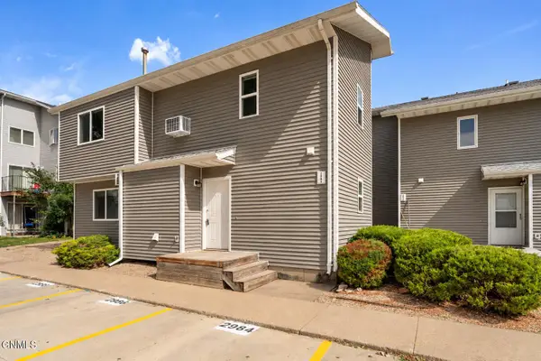 2992 Warwick Loop, Bismarck, ND 58504