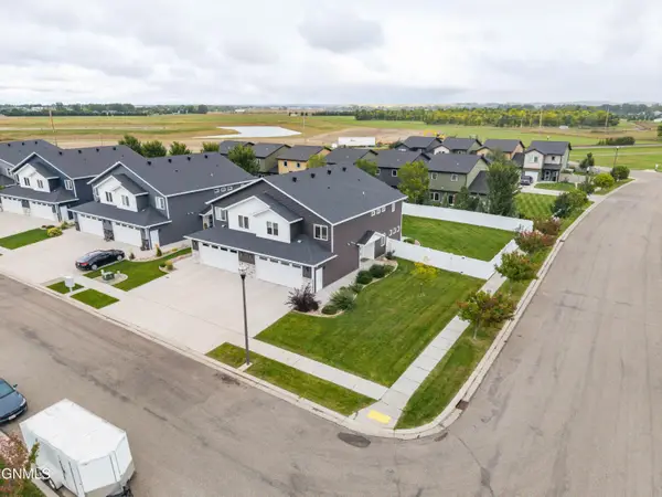 3825 Stacy Drive, Bismarck, ND 58504