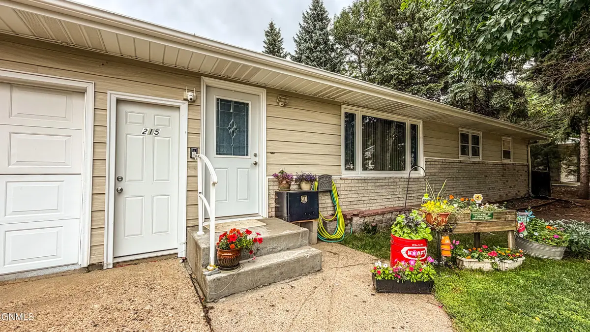 215 8th Street N, New Salem, ND 58563 - #1