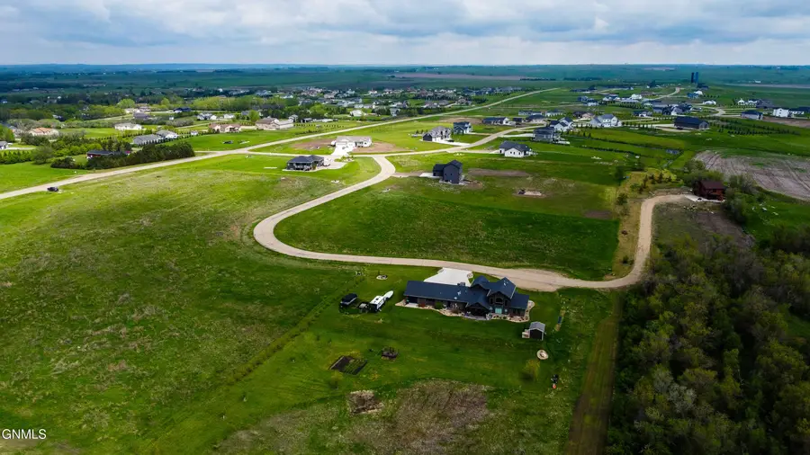 6615 Sky Lane, Bismarck, ND 58503 - #3